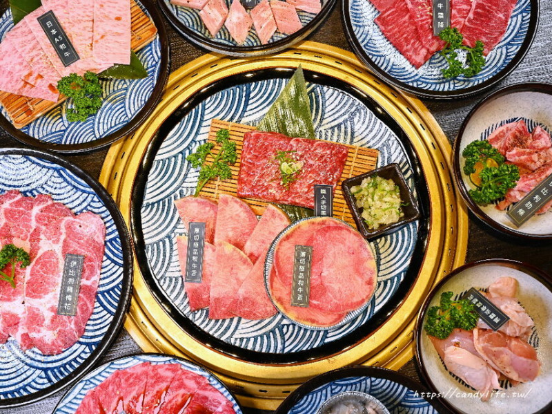 台中市南屯區肉肉燒肉｜台中寵物友善燒肉餐廳，除了美味燒肉，還有特色寵物餐點