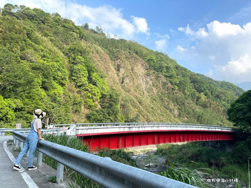 驚險的力行產業道路直搗山谷秘境【紅香溫泉X紅香吊橋】南投仁愛鄉景點