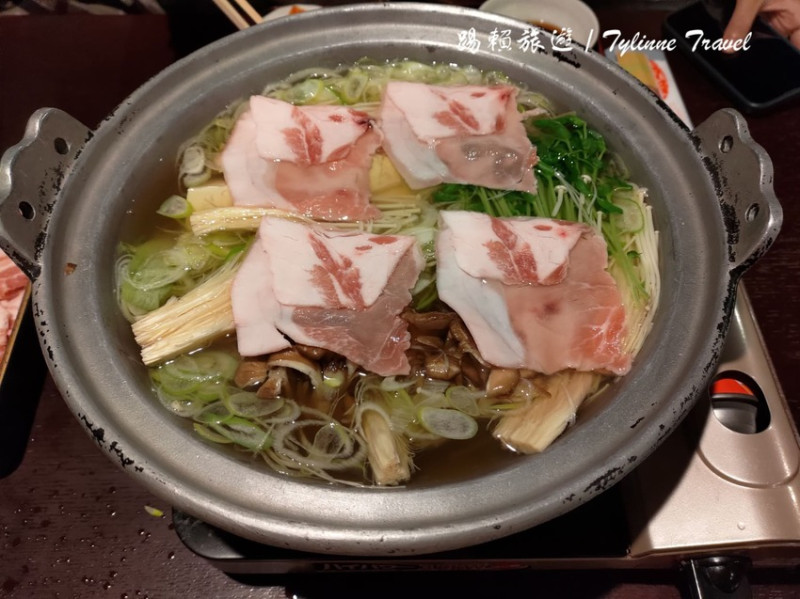 日本【沖繩美食】百年古家大家阿古豬，沖繩北部必吃火鍋 | 庭院式莊園的百年古宅 | 軟嫩油脂豐富阿古豬 | 日本人氣琉球美食