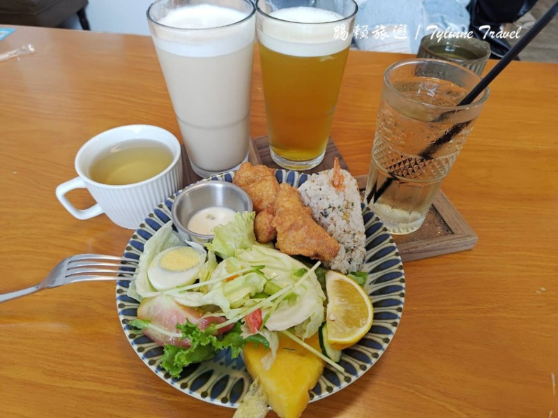 宜蘭縣三星鄉宜蘭縣三星鄉【宜蘭美食】露露咖啡Lulu Coffee，清新文青老屋咖啡廳 | 超人氣炸蝦飯糰，精緻下午茶甜點 | 三星早午餐美食推薦