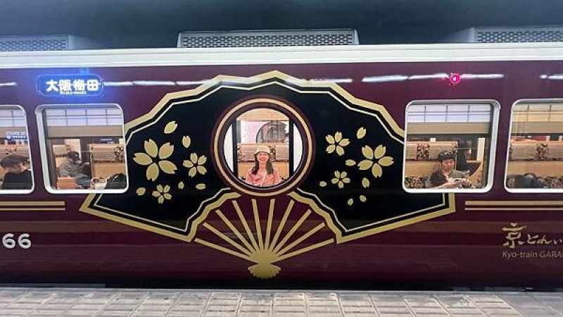 大阪必搭復古觀光列車|京TRAIN雅洛號|只限假日行駛|銅板價就能搭乘|第一次就上手|京TRAIN雅洛號|京都必去景點清水寺|京都必吃美食|音羽茶寮抹茶館|伏見稻荷大社|京都一日遊