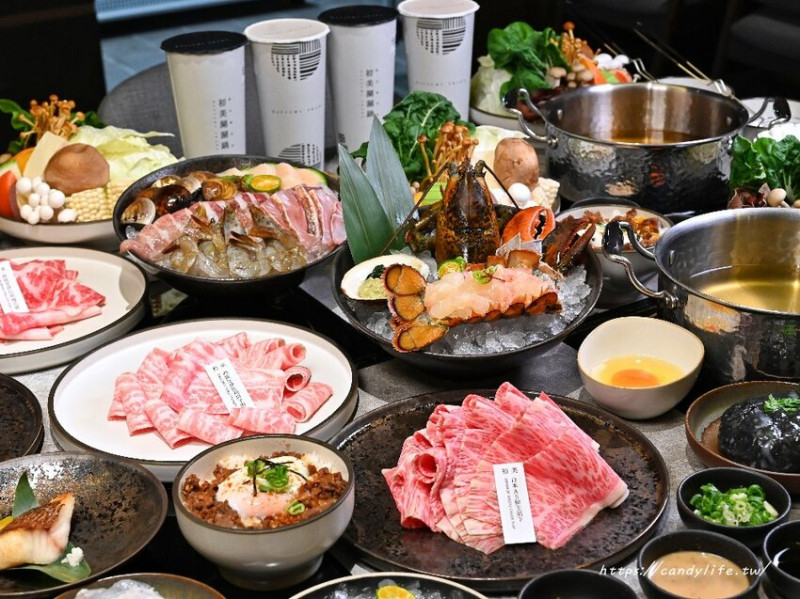 台中市西區初美涮涮鍋｜台中頂級火鍋推薦！高質感和牛涮涮鍋，活體龍蝦、現榨整顆蘋果手搖飲，還有台中高人氣甜點