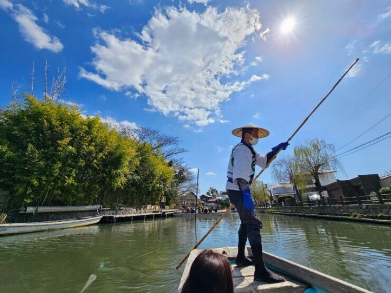 日本[旅遊]福岡 乘坐小舟悠遊柳川 欣賞獨特美景 不時船夫還會有唱經典童謠 悠閒享受難得自在時光~下船後周邊景