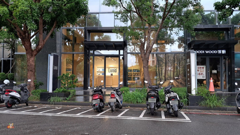 床墊推薦LUNIO | Gen4石墨烯乳膠床墊 | Quantum 高碳錳獨立筒床墊 |Mercury石墨烯機能記憶枕 | 英國工藝全新升級，給您最佳的睡眠體驗 | 4種太空科技調節溫度保持身體恆溫減