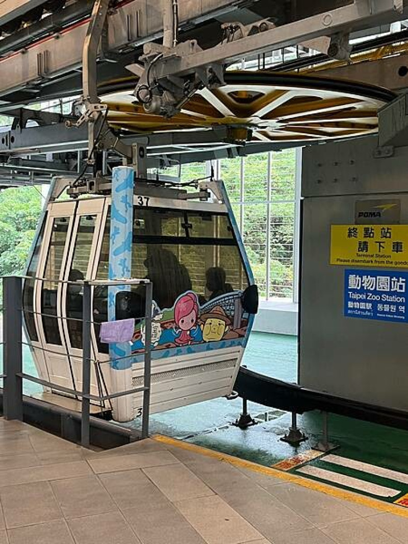 台北貓空景觀咖啡廳：生活在他方夜貓店。深山裡營業至凌晨2點的咖啡廳