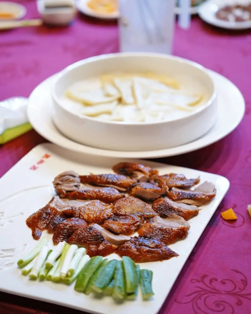 屏東尾牙推薦【聞香閣宴會餐廳】豪華菜色免場租│場地寬闊100台停車場│近高速公路