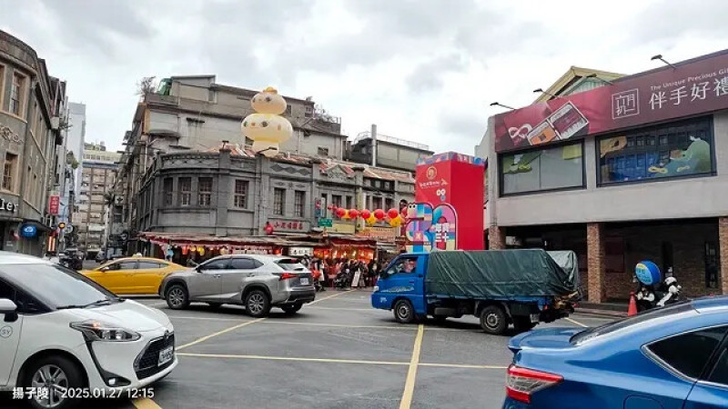 2025台北迪化街年貨大街｜台北年貨大街｜年貨三十，活動日期：2025/01/11～01/27。