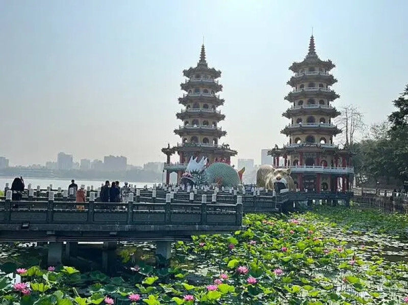 高雄左營一日遊_10個推薦必去景點