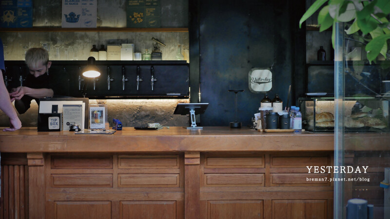 《泰國清邁自由行》Yesterday cafe│尼曼區最美暗黑系工業風咖啡館