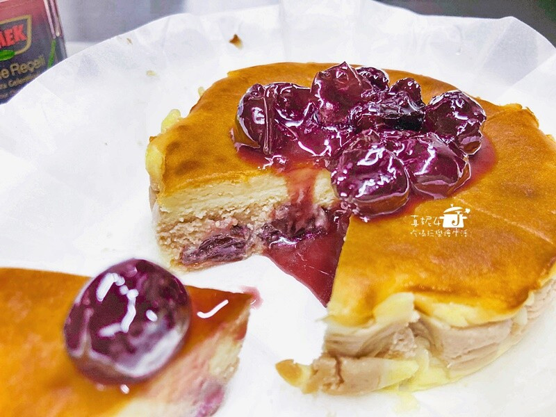 烘焙筆記│櫻桃果醬巴斯克，一次就成功烤出乳酪的香濃美味