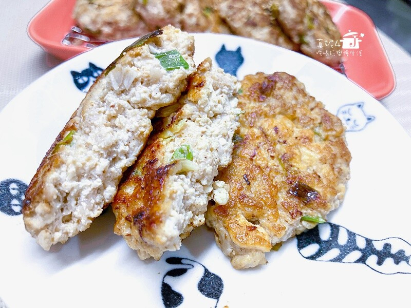 烹飪筆記│豆腐肉餅，簡單好吃的絞肉和豆腐混搭料理