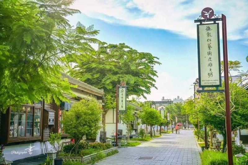 彰化縣鹿港鎮鹿港桂花巷藝術村｜舊魚寮變身日式彩繪藝術村，日式燈籠點亮鹿港小鎮