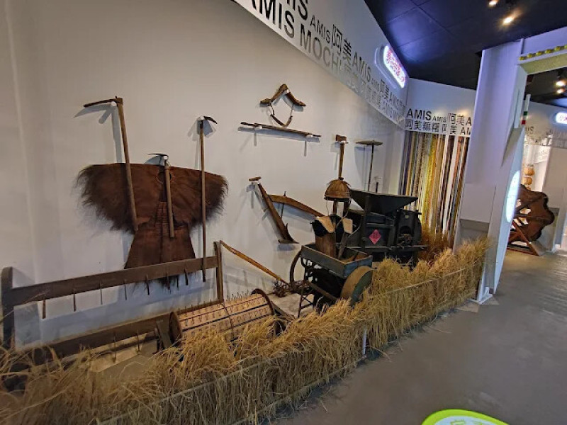 【遊記】別人的特點「現做」麻糬，而他們的特點是「麻糬文化館」，阿美麻糬 (小米文化館) - 大漠國渡