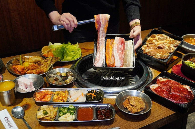 台北市中正區｜一個人也能吃！不只厚切豬五花無限供應，韓式小菜、熟食炸物、石鍋拌飯也隨你吃｜阿豬媽韓式烤肉吃到飽