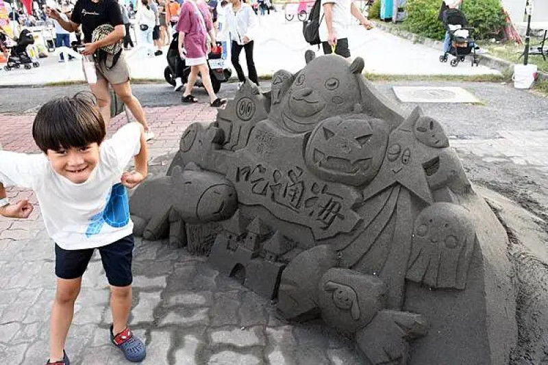 高雄市旗津區2024最好玩的海岸沙灘活動【旗津吃通海】集結美食市集、多元舞台、親子DIY活動，認識旗津的美好