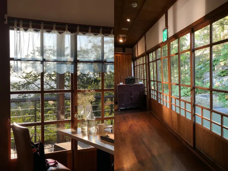 台北私藏景點推薦│草山行館。陽明山景觀餐廳，超美景點一定要來！歷史建築可免費參觀。免門票。