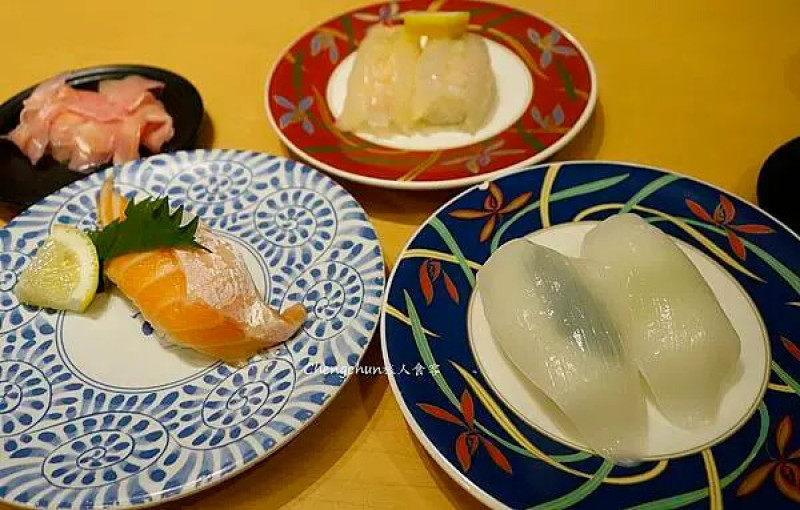 日本大阪道頓崛美食隨記 :一蘭拉麵、章魚燒あっちち本舗、迴轉壽司大起水產、餃子大阪王將