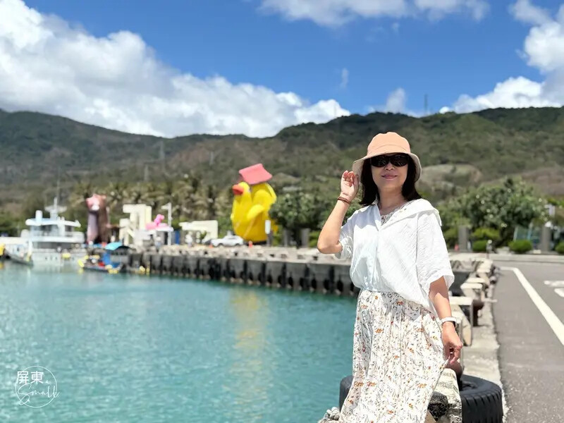 超萌巨型小可愛【看海美術館_怪獸代班】，順遊絕美枋山石礁海岸，烏龜岩必打卡｜屏東景點