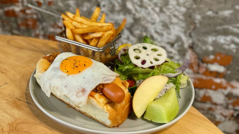 新北市板橋區Merci Cafe - 近板橋遠東百貨的早午餐廳，提供早午餐盤/義大利麵/燉飯/三明治/沙拉/咖啡/飲品/點心(≧▽≦)/