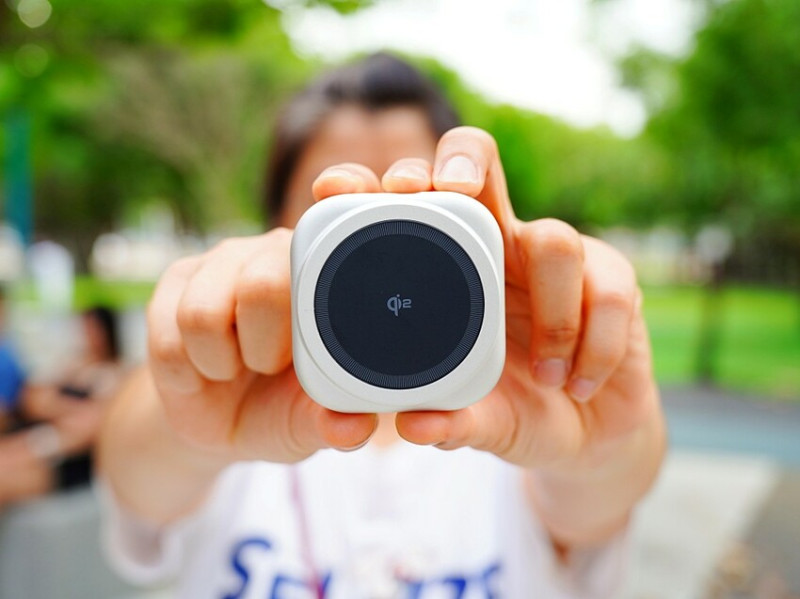 出差、旅行、通勤都能輕鬆帶著走｜MONITORMATE MS-Z 三合一無線充電座開箱