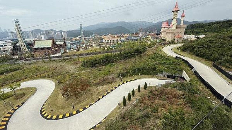 釜山PASS48小時全攻略│真人版卡丁車Skyline Luge斜坡滑車│價格最高樂天世界│夢幻城堡冒險樂園│挑戰刺激滑道快感│免費搭乘空中吊椅│釜山必遊景點