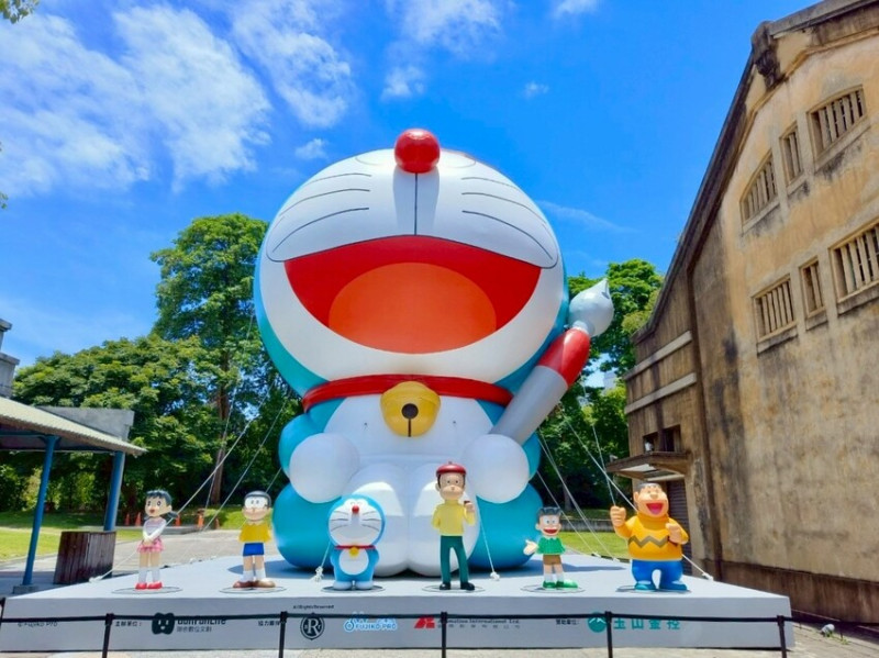 台北華山文化園區《100%哆啦A夢&FRIENDS巡迴特展台北站》近百座哆啦A夢立體雕塑全員到齊 展至10/6 愛就跟我一起快樂GO !