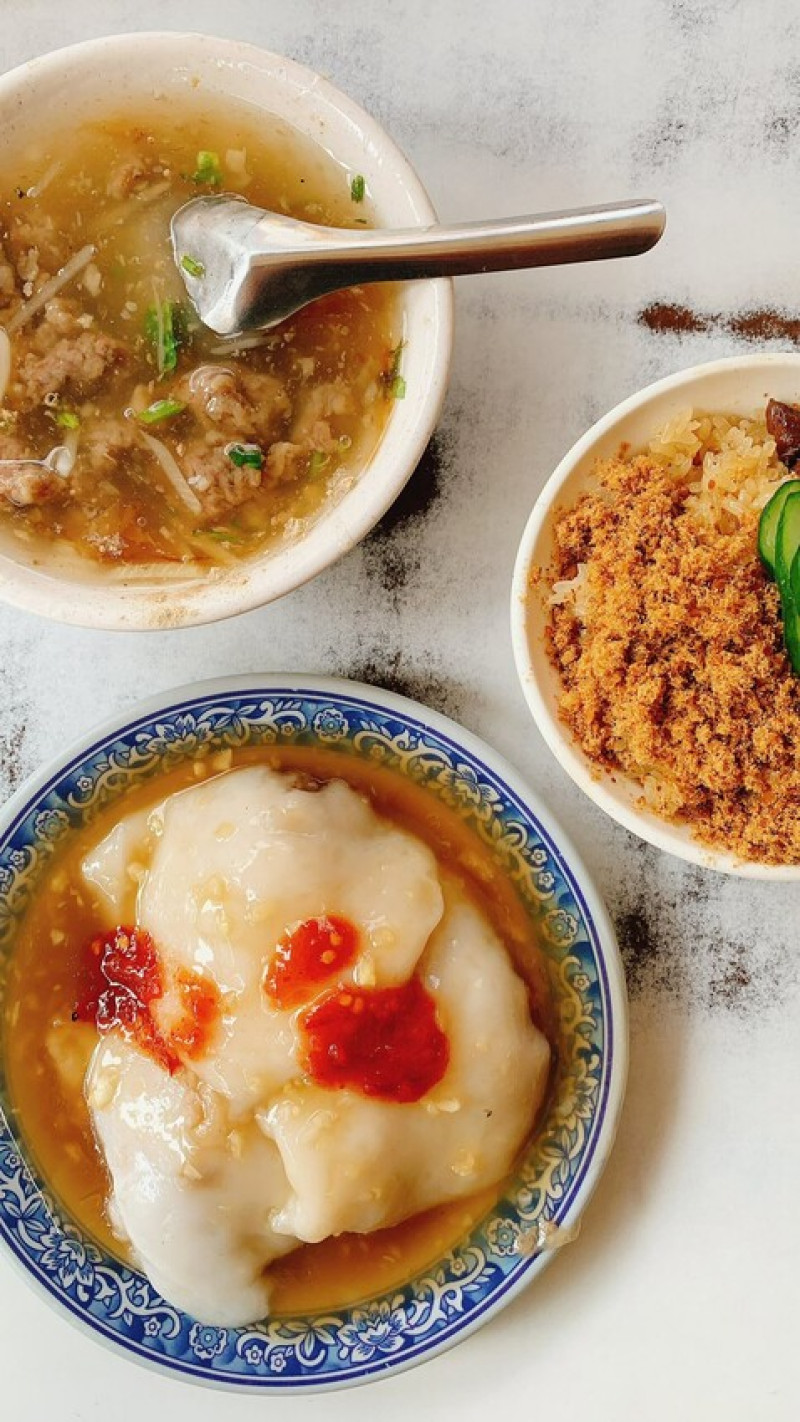 【高雄鼓山美食】會看相的頭家娘｜萬全肉圓讓你重新定義一見鍾情，哈瑪星的味覺DNA在這裡