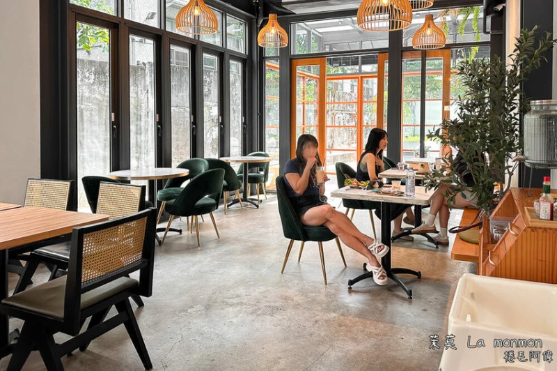 茉莫 La monmon | 台中超美玻璃屋早午餐，霧峰必訪咖啡館～