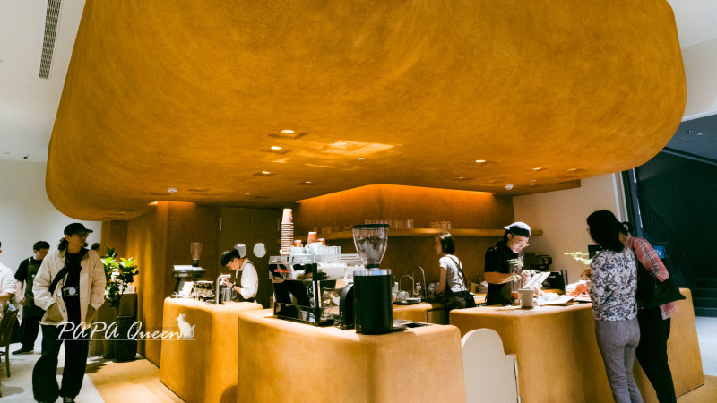 台中蔦屋門市！ONIBUS COFFEE進駐、獨家共享空間首亮相。