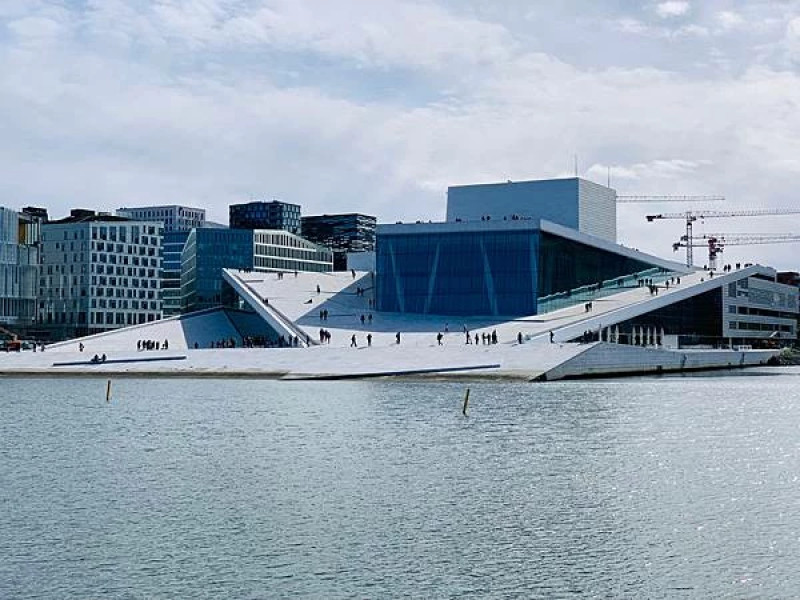 《北歐自由行 | 挪威首都奧斯羅市區遊》市政廳、維格朗雕塑公園 Vigelandsparken / 弗魯格納公園 Frognerpa...