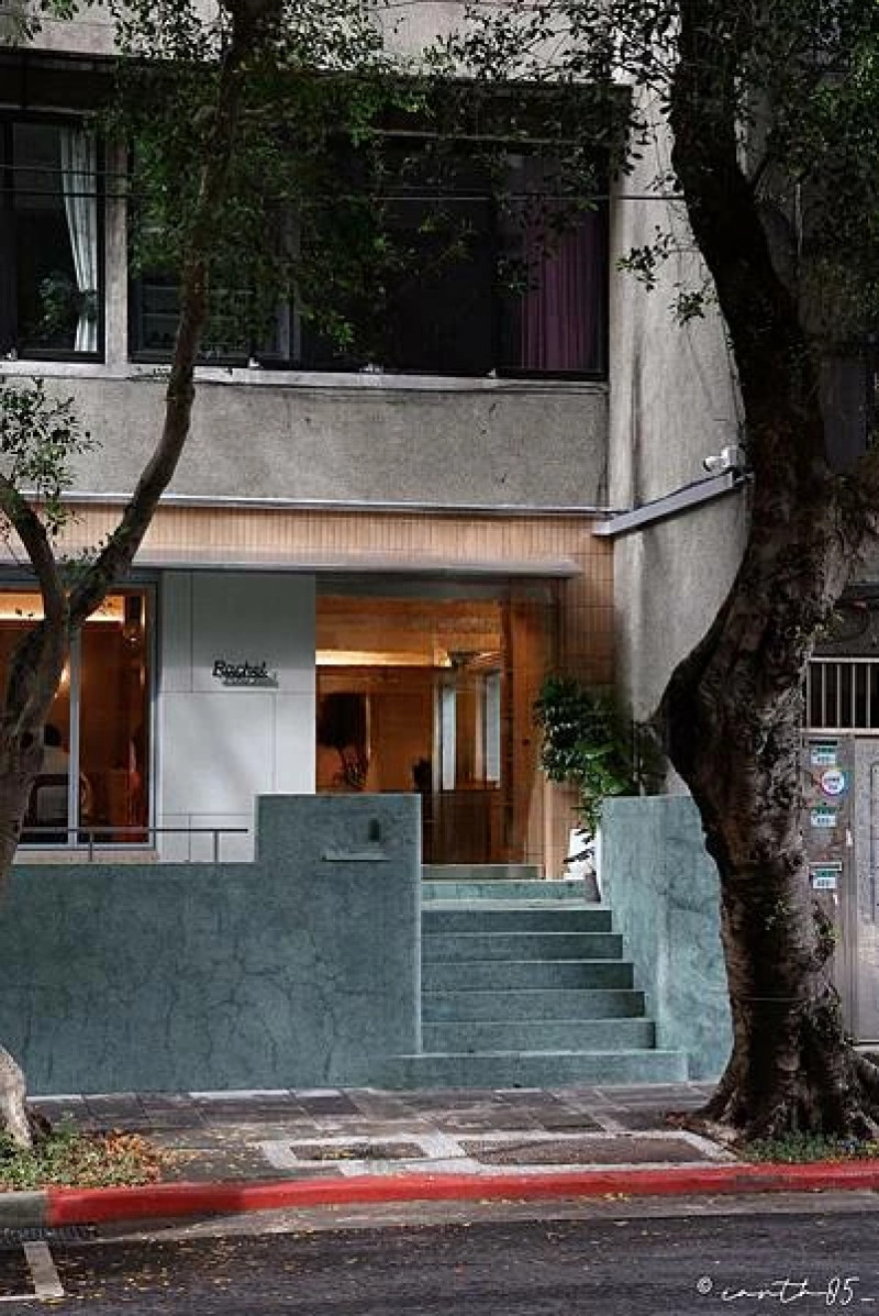 [ 台北美食 ]芮秋 Rachel-民生社區新開幕早午餐 玉米煎餅 磅蛋糕 熔岩巧克力