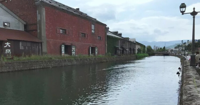 漫步小樽運河！探訪三角市場，深度體驗北海道小樽的早晨