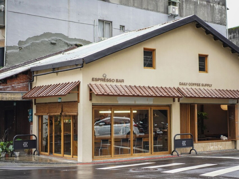 台北小京都再現！綠河咖啡二店南港開幕、日系老宅氛圍超愜意。