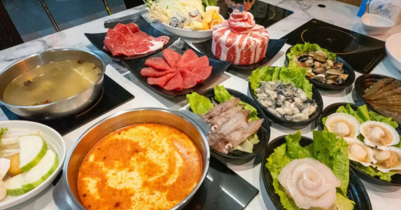 新莊火鍋吃到飽！韓哥哥石頭火鍋高CP值，肉類海鮮爽吃到翻。