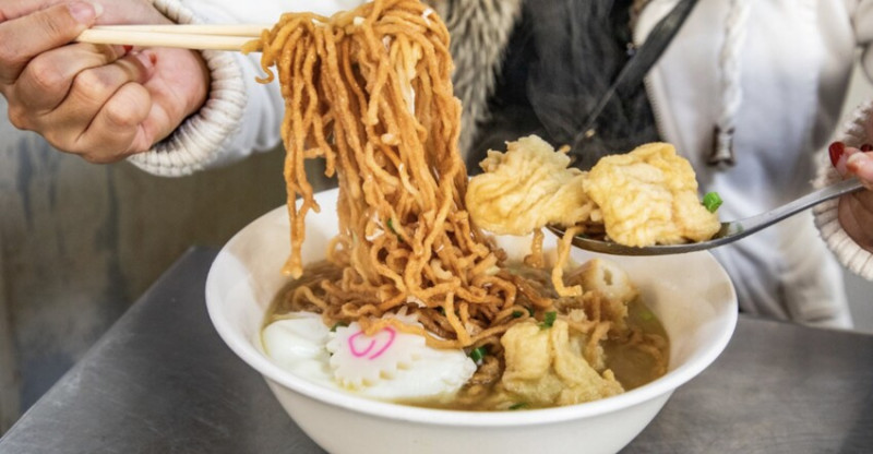 高CP值霸主！醇涎坊古早味鍋燒意麵～台南人大排長龍的銅板美食