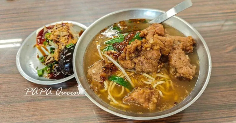 台中清水排骨麵！經典排骨酥麵30年老店，大塊排骨酥必吃。