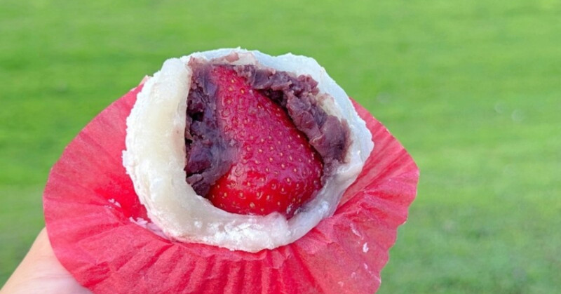 宜蘭礁溪甜點李傳仁手工麻糬！超人氣草莓大福現點現做，軟Q好吃到爆。