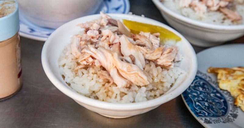 嘉義火雞肉飯只要20元！東市場頭家火雞肉飯，CP值爆表老店佛心價開吃。