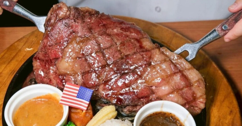 台中牛排吃到飽！史堤克牛排310元起自助吧吃到飽，比臉大肋眼牛排必吃。