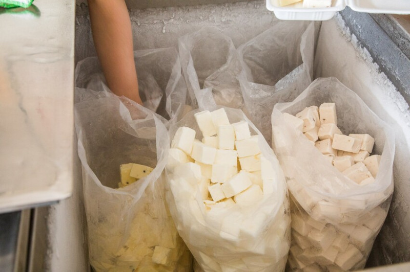 在地人才知的銅板價好店！頂好芋仔冰低調賣五十年，傳統冰磚不甜膩超鬆軟！