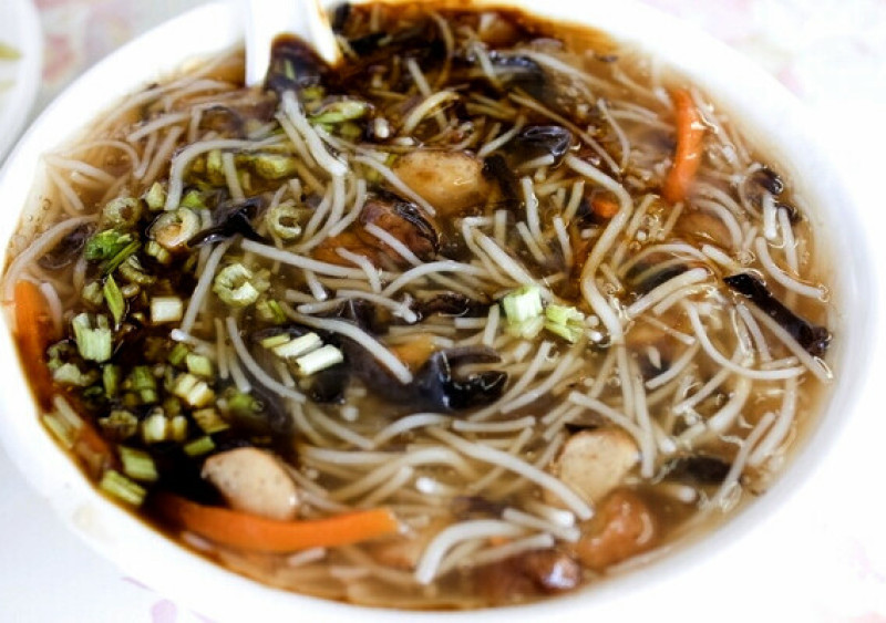 宜蘭縣冬山鄉許家米粉羹》冬山火車站前米粉羹