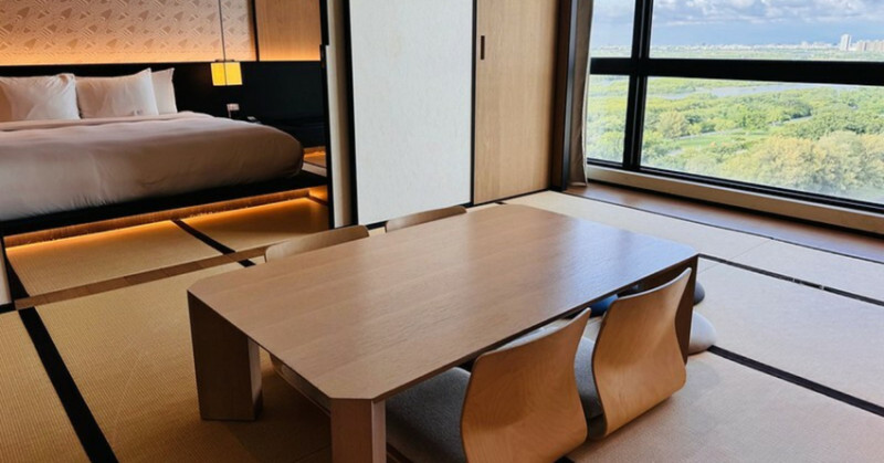 台南大員皇冠，假日酒店豪華日式榻榻米房。