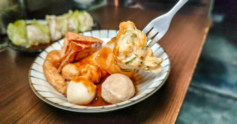 捷運龍山寺站巷弄美食！老饕激推萬華91巷甜不辣，加辣吃完加湯超滿足。