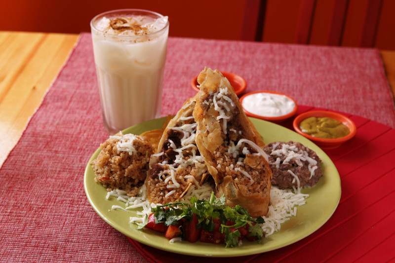 道地的墨西哥餐廳~有外國帥勾主廚唷！