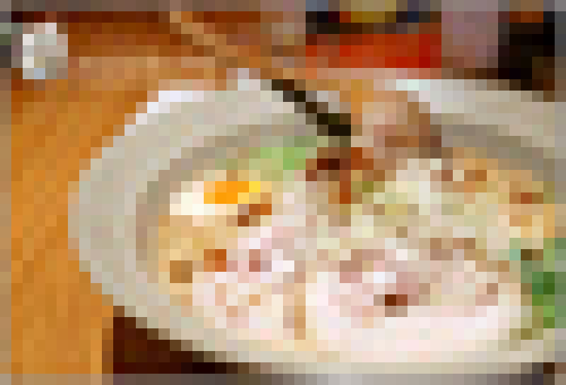 拉麵PK第一戰－樂麵屋忠孝店(台北大安區)