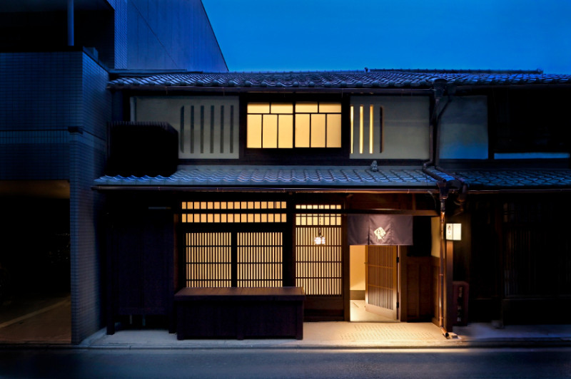 關西女子旅住宿新選擇！美學Ｘ藝術交融的全新溫泉旅館「京の温所 丸太町」落成，下次與姐妹淘旅行就住這一家吧。