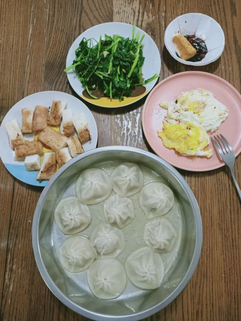 "點心/美食/消夜"居家自己動手做系列"團購宅配冠軍超好吃美食推薦"黃金寶創意美食爆漿湯包與鱈寶點心"