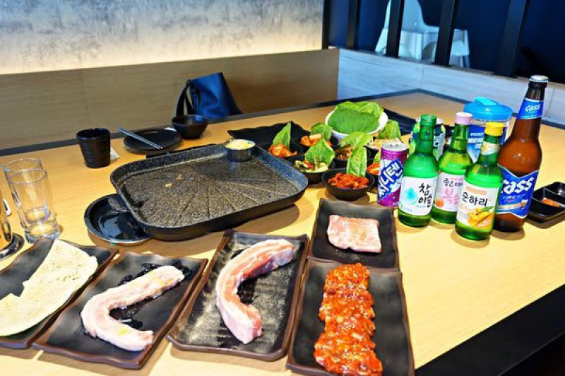 [台中美食] 蔡家韓國烤肉專門店-專人服務正宗極厚三層肉/ 超大份量套餐/ 台中韓式烤肉推薦