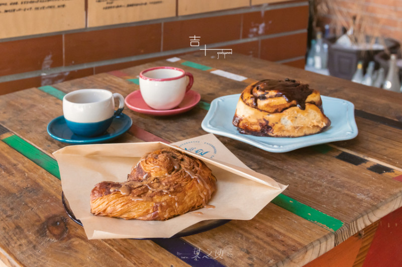 吉十咖啡,將生活裡所有喜歡,細細揉進肉桂捲麵糰裡/新竹北區咖啡甜點推薦