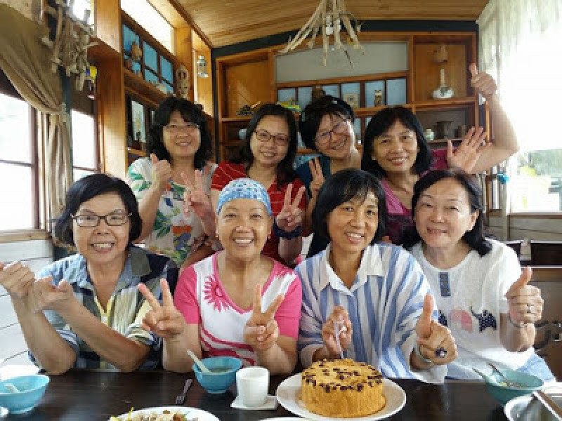 竹東美食[老農夫山莊] 姊妹淘偷得浮生半日閒˙美味的客家桌菜